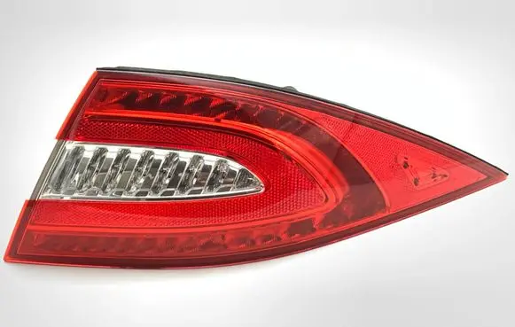 Jaguar XK - XKR Rear/tail lights 26060212 BW8313404AA