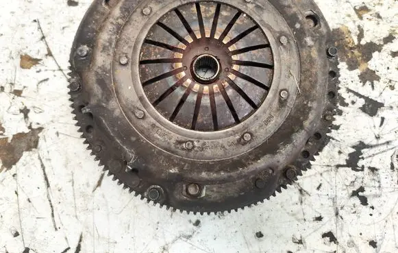 Seat Cordoba (6K) Clutch set kit 028141035B