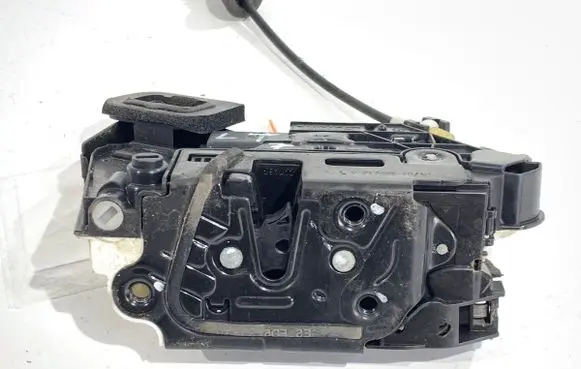 Volkswagen Polo V 6R Rear door lock 6R4839015