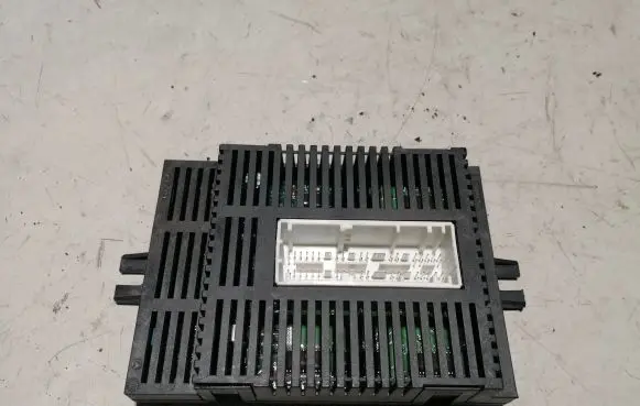 BMW 5 E60 E61 Light module LCM 6983538