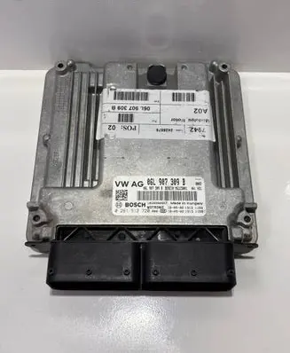 Volkswagen Tiguan Engine control unit/module 06L907309B 0261S12720