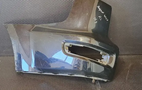 Peugeot 4007 Rear bumper corner part panel trim 6410B497