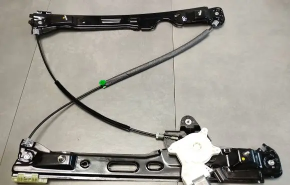 Volkswagen Amarok II Front door window regulator with motor N1WBE23200BD 2HJ837402D