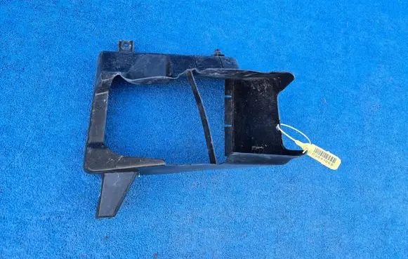 BMW 5 F10 F11 Intercooler air guide/duct channel 7200790