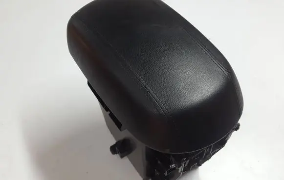 KIA Sportage Armrest 