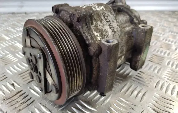 Volvo S40 Air conditioning (A/C) compressor (pump) SD7V16 2197705524