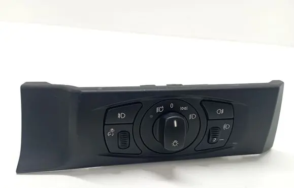 BMW 5 E39 Light switch 692525102 3328010100