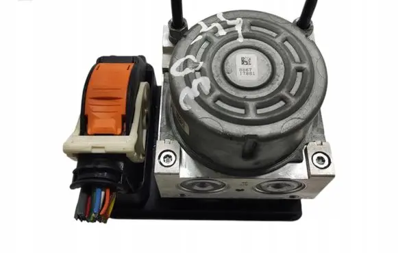 Citroen DS3 ABS Pump 9833189680