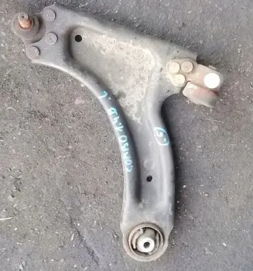 Opel Combo C Front lower control arm/wishbone