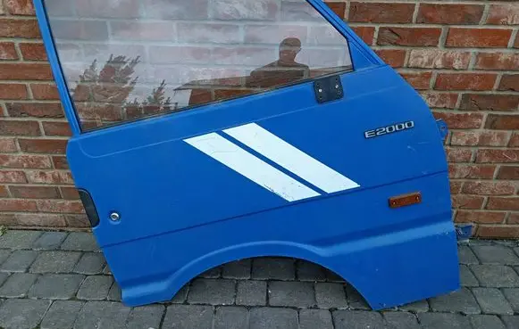 Mazda E2000 - E2200 Door (2 Door Coupe)
