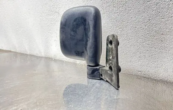 Hyundai H-1, Starex, Satellite Front door electric wing mirror E11015416 E11025416