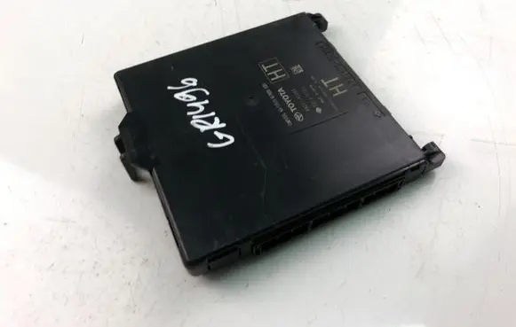 Toyota RAV 4 (XA50) Other control units/modules 8922142390