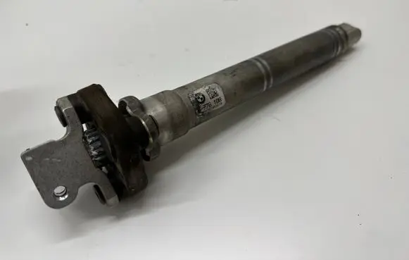BMW 5 F10 F11 Steering column universal joint 6776108