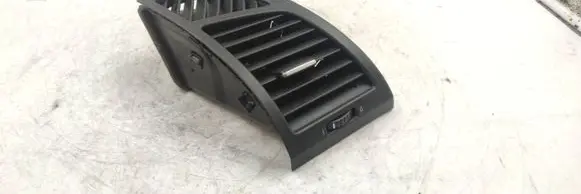 BMW 1 E81 E87 Dashboard side air vent grill/cover trim 7059188