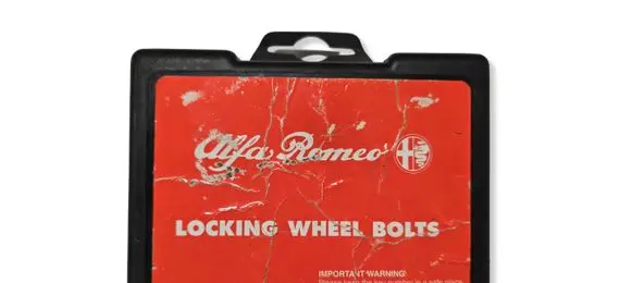 Alfa Romeo Mito Anti-theft wheel nuts and lock 