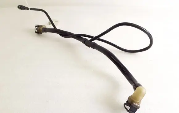 Hummer H3 Fuel line pipe GM6406M