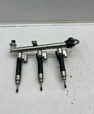 Renault Austral Fuel injector 166000786R 175208396R 05672