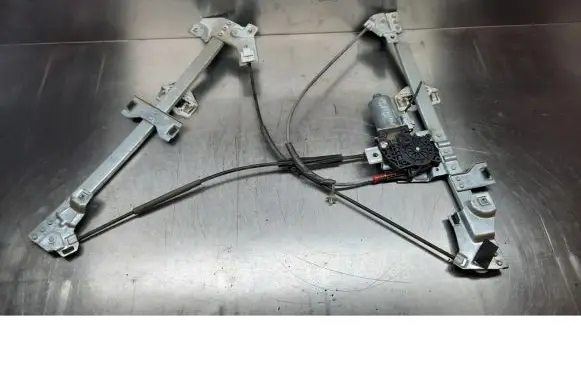 Citroen Berlingo Front door window regulator with motor