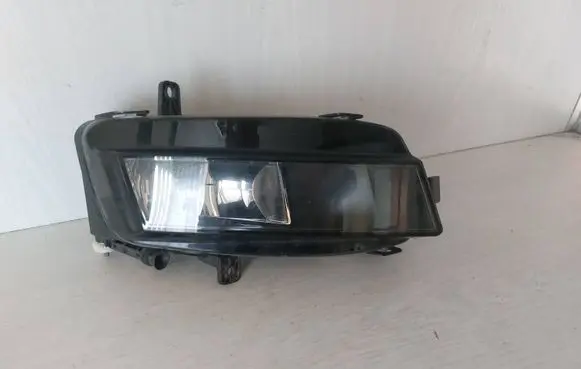 Volkswagen Golf VII Front fog light 5G0941662D 011223060004495