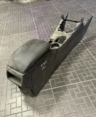 Peugeot 308 Armrest 9660529477 96587010ZD