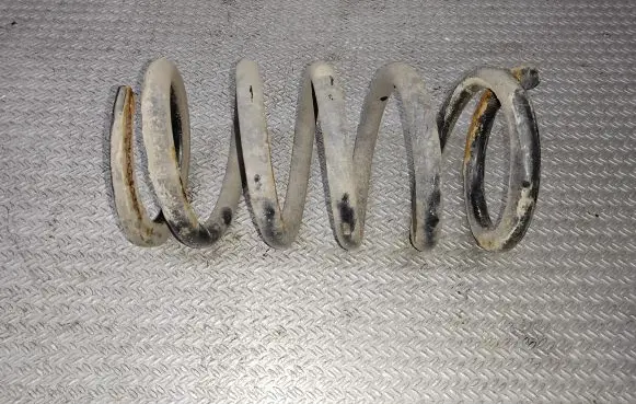Mitsubishi Grandis Rear coil spring