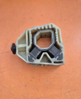 Volkswagen Caddy Radiator mount bracket 1K01213676 1Z0121367B