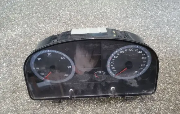 Volkswagen Caddy Speedometer (instrument cluster) 2K0920841CX