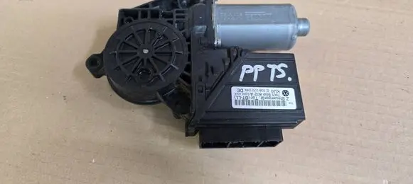 Volkswagen Transporter - Caravelle T5 Front door window regulator motor 7H1959802A 038070044 S0203H005