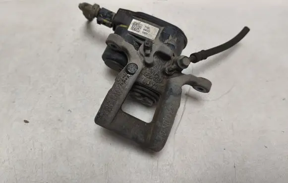 KIA Sportage Rear brake caliper 710L