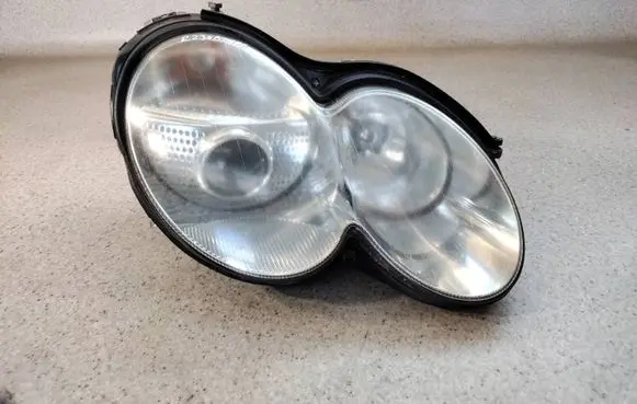 Mercedes-Benz SL R230 Headlight/headlamp A2308206261