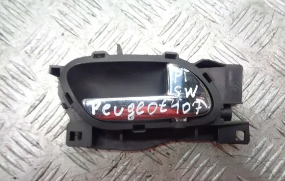 Peugeot 407 Rear door interior handle trim 