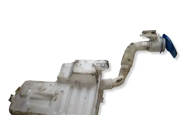 Seat Leon (5F) Windshield washer fluid reservoir/tank 5Q0955448AD V113112520051