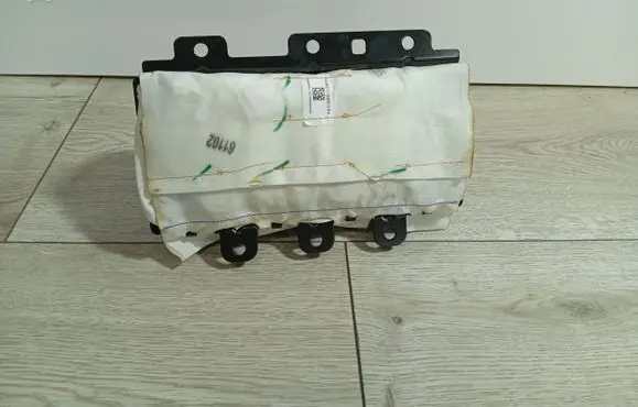 Tesla Model X Passenger airbag 648328900A 107782400F