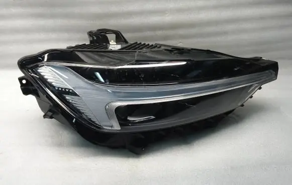 Volvo XC60 Headlight/headlamp 32337387 124300644404 10607B8