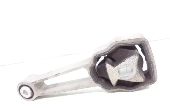 Volvo V70 Engine mount bracket 30793322