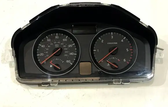 Volvo V50 Speedometer (instrument cluster)