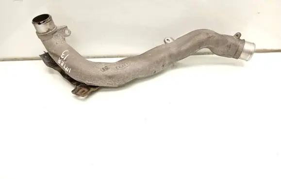 Mazda 6 Intercooler hose/pipe GAM6B1X