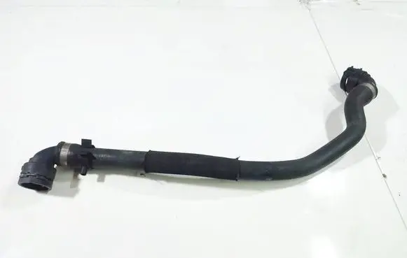 BMW 1 E81 E87 Engine coolant pipe/hose 1437865