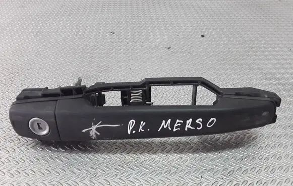 Mercedes-Benz C W202 Front door exterior handle