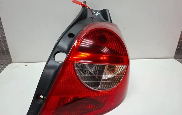 Renault Clio III Rear/tail lights S27639608 89035080