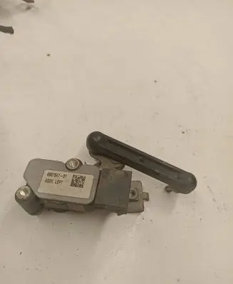 BMW X5 F15 Front height sensor lever 6867646 0671400067