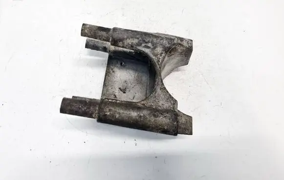 Mercedes-Benz Vito Viano W639 Engine mounting bracket A6460780161