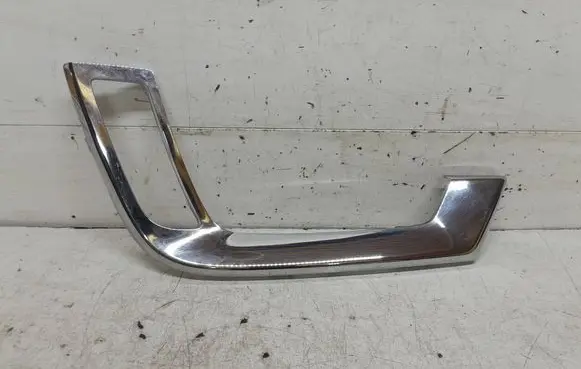 Suzuki Vitara (LY) Front bumper splitter molding 7175186R00 7175186R 7175186R000PG