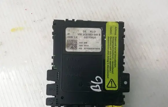 Volkswagen PASSAT B6 Steering angle sensor 3C0953549B 05113820 01103052570016