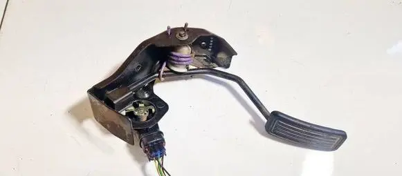 Toyota Corolla E120 E130 Accelerator throttle pedal