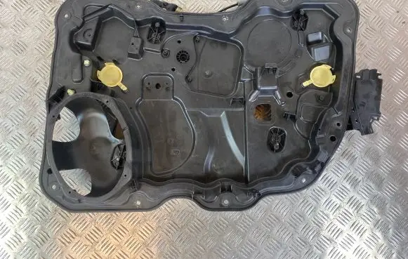 Jeep Cherokee Front window lifting mechanism without motor