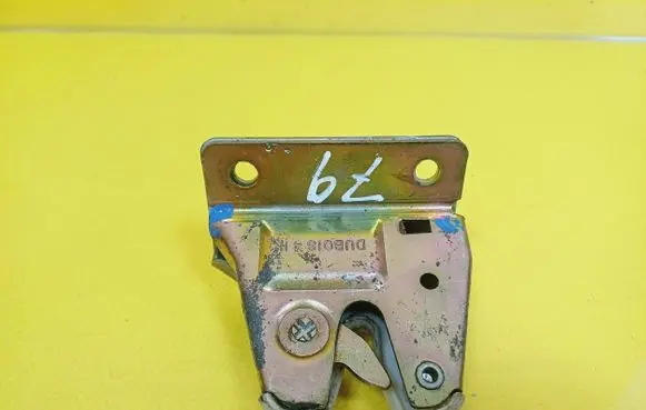 Peugeot 205 Tailgate/trunk/boot lock/catch/latch