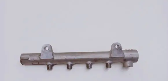 Mercedes-Benz C W205 Fuel main line pipe