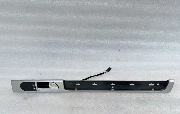 Volkswagen Touareg I Rear door interior handle 7L6867460 7L6837114