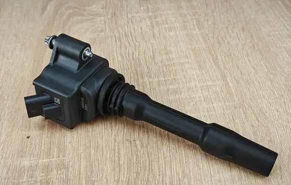 BMW 8 G16 High voltage ignition coil 8643360